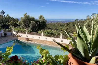 Image de Retraite en montagne dans un cadre magique avec piscine chauffée et beau jardin