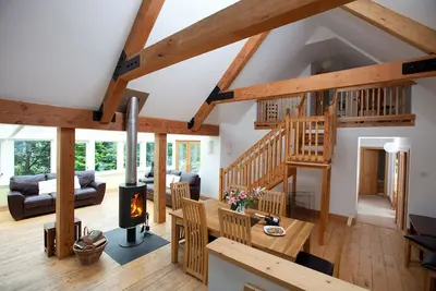 Image de The Byre Farm Cottage Dans Les Trossachs Avec Piscine Et Hot Tub