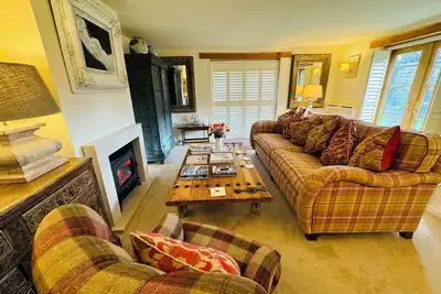 Image de Superbe Conçu Intérieur chalet de 2 chambres dans le centre de Chipping Campden