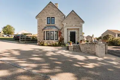 Image de Une maison joliment meublé, à Swanage avec parking bien équipé pour les enfants