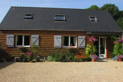 Image de Cottage avec piscine Ă Plouray, entre Pontivy et Rostrenen, Morbihan, Bretagne