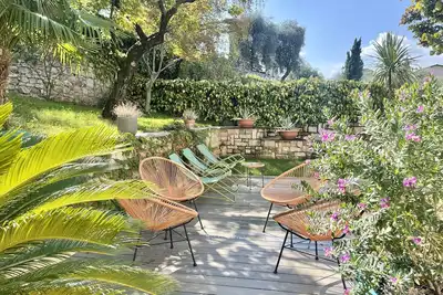 Image de Site Appartement Panoramique En Centre Ville Avec Jardin