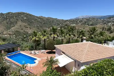 Image de Casa Olivia - Idyllic villa with private solar heated pool and views to die for!