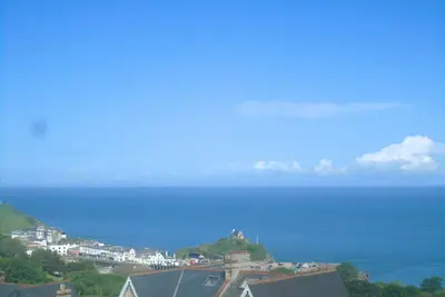 Image de Vue imprenable sur la mer, à pied de la plage / du port, avec parking, taux d'occupation inférieurs