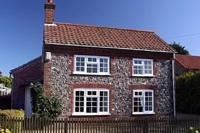 Image de Beau cottage Norfolk traditionnel et indépendant dans un endroit calme du village.