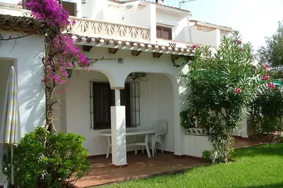Image de Jolie maison de 2 chambres, jardins, piscine, plage à 2 minutes, Las Marinas, Denia
