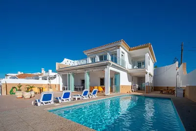 Image de Villa de plage luxueuse, La Cala de Mijas V-5473