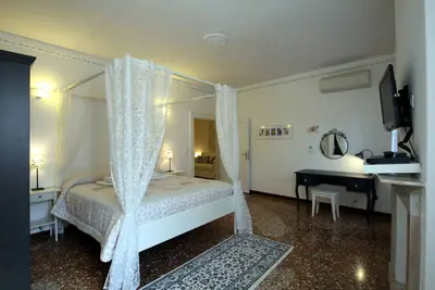 Image de Lumineux appartement avec jardin