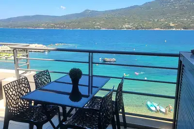 Image de Appt 4 personnes les pieds dans l eau terrasse avec vue mer a 180 degres