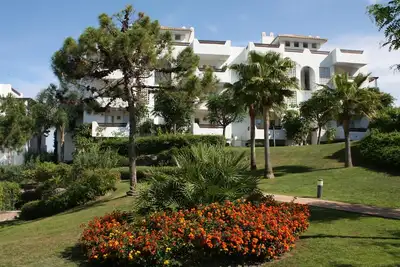 Luxury Seaview Apartment, Estepona - A / C, idéal pour le golf et le tourisme