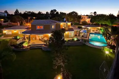 Image de Villa Gourmet - Tout ce dont vous pourriez avoir besoin pour des vacances parfaites!