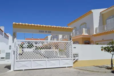 Image de Spectaculaire Maison Condo PRIVÉE À 350 MÈTRES De La Plage