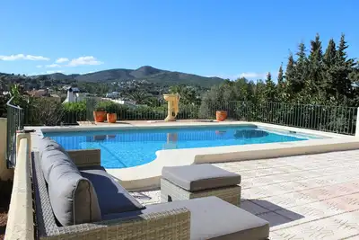 Image de Maison de luxe avec piscine dans un bel emplacement à Jávea. Plage 10 min.