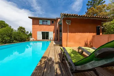 Image de Les Sittelles Pinarellu :Maison Piscine Privee - Environnement Calme Et Arbore