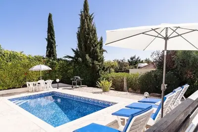 Coral Bay Two Bedroom Villa, Price Inclusive!