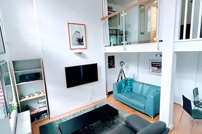 Image de Sanctuaire central de 2 chambres à coucher et 2 salles de bains près du métro et promenade facile à Covent Garden et WestEnd.