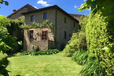 Image de Récemment rénové. Maison toscane typique. Jardin privé. Belle vue sur Lucques!