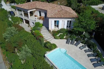 Image de Villa neuve pour 12 personnes, avec piscine, Villa Lou Pastre ★★★