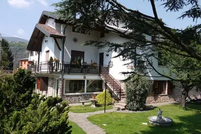 Image de Villa Raggio di Sole est une villa en Italie à Porto Ceres sur le lac de Lugano