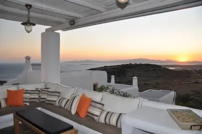 Image de Une villa traditionnelle idyllique avec vue sur la mer à Paros, Cyclades