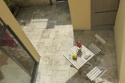 Image de Charmante maison de ville, fraîche et calme.