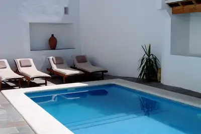Belle maison de ville mauresque avec piscine privée et terrasse sur le toit