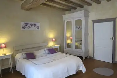 Image de House classified \"4 épis\". Enclosed garden. In historic district. 2 h from Paris