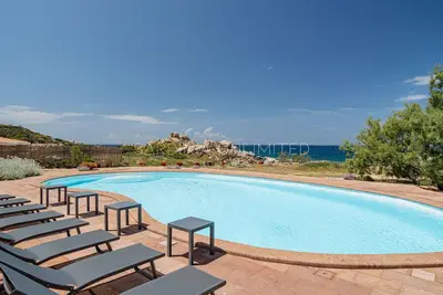 Image de Villa Ă Portobello Di Gallura avec 4 chambres Ă coucher, 8 couchages
