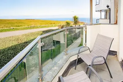 Image de Luxury Sea View Apartment Dans Pentire, Newquay