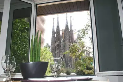 Appartement avec vue sur la Sagrada Familia, entièrement rénové et lumineux