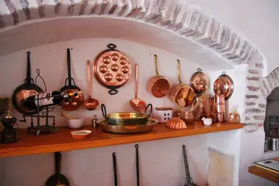 Au pied du château, dans le centre historique du village de Montemor-o-Velho