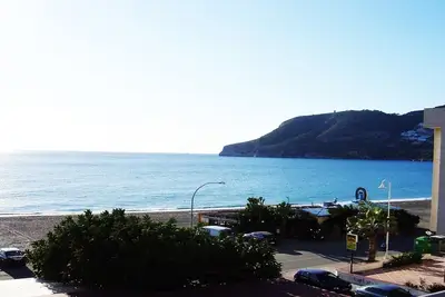 Image de appartement spacieux sur la plage de La Herradura