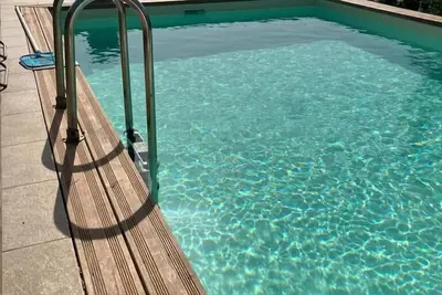 Image de Villa indépendante avec piscine et bois privé