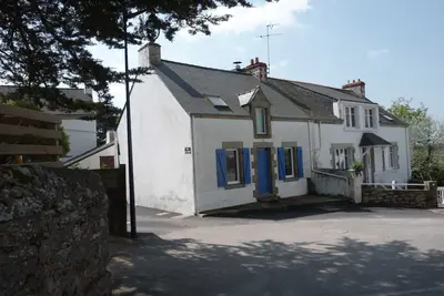 Image de Les Deux Sardines' : Charmante maison de pêcheur bord de mer
