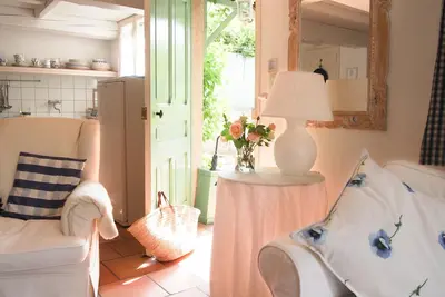 Image de Gite avec piscine climatisée à Vence.