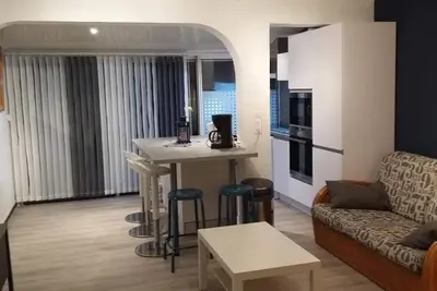 Image de Villa familiale climatisée, 3 chambres à proximité de la plage et commerces.