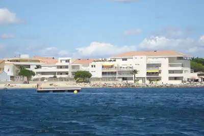 Image de Appartement moderne en bord de plage, vue mer, clim, internet, tel, parking privé