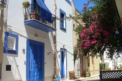 Image de Casa Bouganville, dans la zone piétonne, m. 50 de la plage,