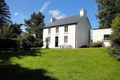 Image de Incroyable Cottage traditionnel irlandais dans un cadre magnifique