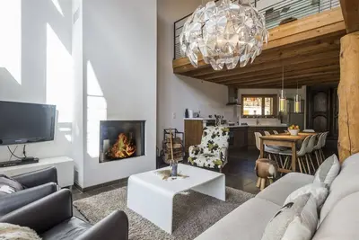 Image de Chalet Design Lumineux Avec Tres Belle Vue Sur La Montagne Grand Jardin Terrasse