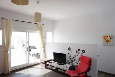 Image de 3 bedroom 3 bathroom duplex apartment with spectacular sea views.