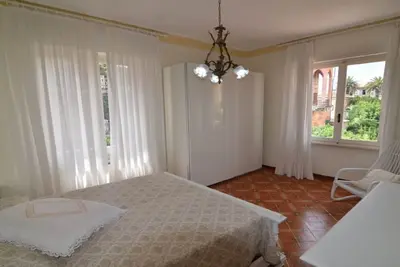 Image de The house of Ambra, 100m. from beach, balconies-parking-wi-fi- A. C. - ascens