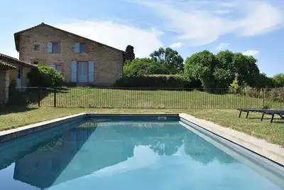 Image de Pour vous ressourcer dans une ferme charmante avec piscine, en pays toulousain.