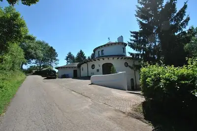 Image de Maison avec piscine, en famille, spa