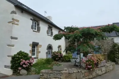 Image de gites 5 pers. à 200m de la mer et à l'entrée de la presqu'île de Crozon