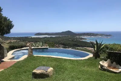 Image de Magnifique villa avec vue mer imprenable, piscine panoramique, jardin et Wi-Fi