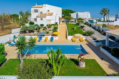 Image de Belle villa en Algarve, piscine privée chauffée (option), Internet sans fil