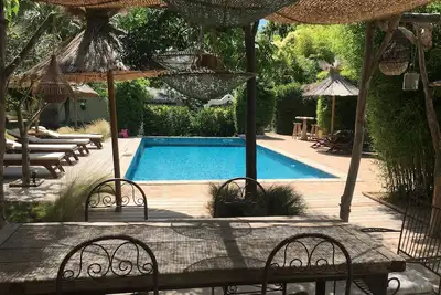 Image de Arles Camargue, Maison arlésienne de caractère avec Piscine