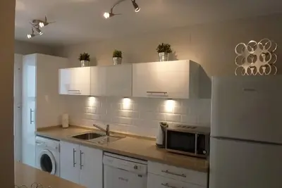L'un des appartements les mieux situés de Conil. Vue sur la mer depuis chaque chambre. Avec WiFi