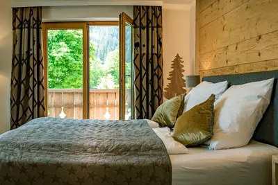 Image de Alpenchalet Vils dans le Tyrol - à la frontière Allgäu - montagnes, lacs, châteaux